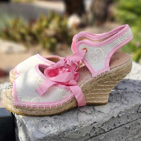 THE PERFECT ANKLE TIE ESPADRILLE Wedge SANDALS FOR THE SUMMER - Picture 4 of 13